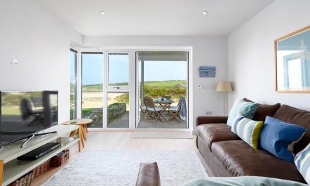 2 Bed in Porth 3