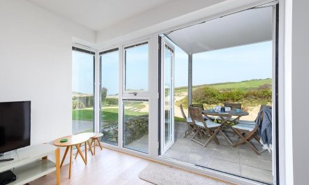 2 Bed in Porth 8