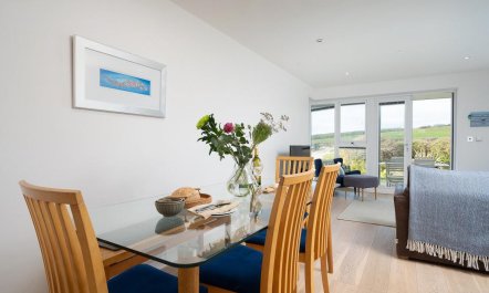 2 Bed in Porth 9