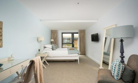 2 Bed in Watergate Bay 6