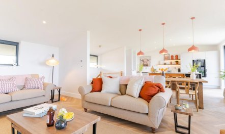 4 Bed in Widemouth Bay 8