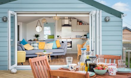 2 Bed in Whitsand Bay 1