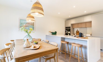 3 Bed in Watergate Bay
