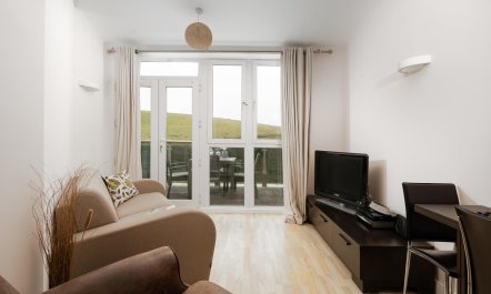 1 Bed in Watergate Bay 5
