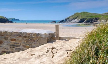 2 Bed in Porth 3