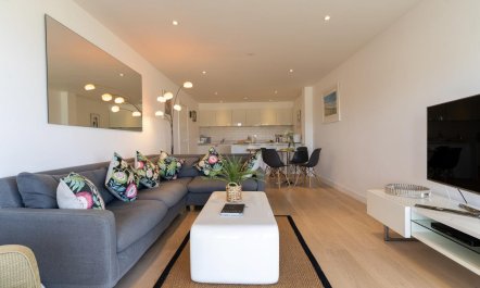 2 Bed in Porth 7