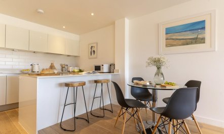 2 Bed in Porth 8