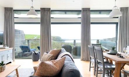 2 Bed in Watergate Bay 5