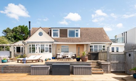 5 Bed in Mawgan Porth 4