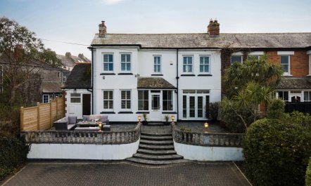 4 Bed in Padstow 1