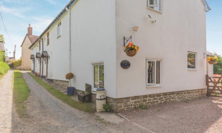 2 Bed in Richards Castle 3