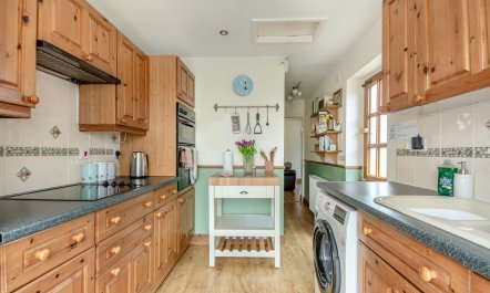 2 Bed in Richards Castle 6