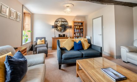 4 Bed in Keswick 5