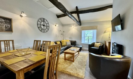 3 Bed in Keswick 1