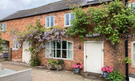 3 Bed in Overton 1