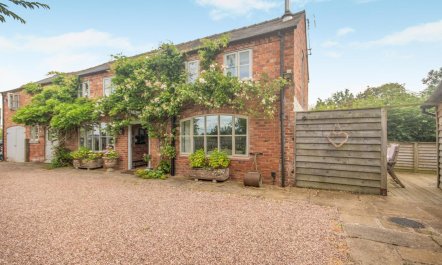 3 Bed in Overton