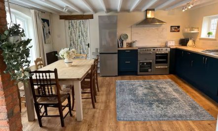3 Bed in Overton 5