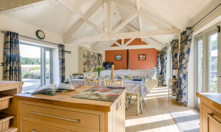 3 Bed in Briningham 8