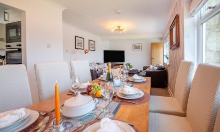 3 Bed in Bull Bay 4