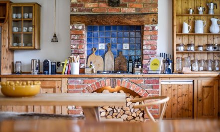 4 Bed in Itchenor 9