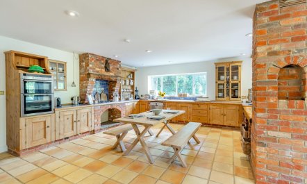 4 Bed in Itchenor 2