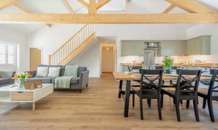 3 Bed in Meidrim 7