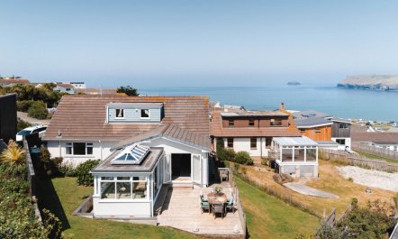4 Bed in Polzeath 1