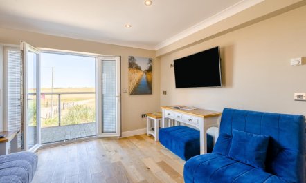 2 Bed in Old Hunstanton 1