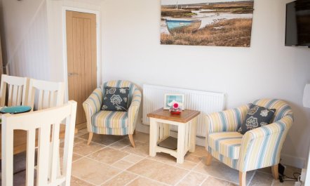 2 Bed in Old Hunstanton 5