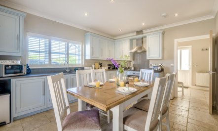 2 Bed in Old Hunstanton 5