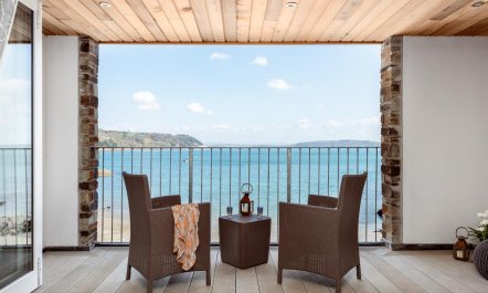 3 Bed in Cawsand 1