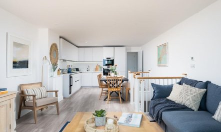 3 Bed in Constantine Bay 4