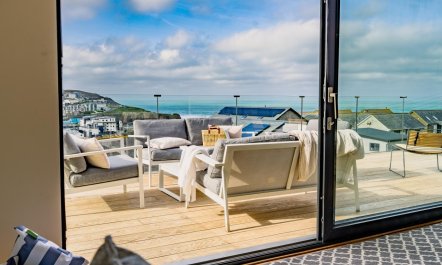 5 Bed in Perranporth 4