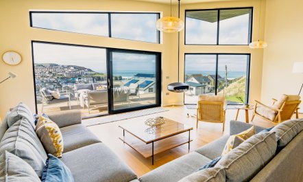 5 Bed in Perranporth 1