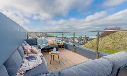 5 Bed in Perranporth 2