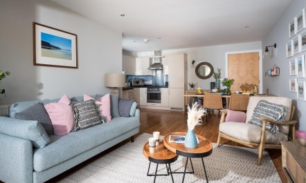 2 Bed in Porth 1