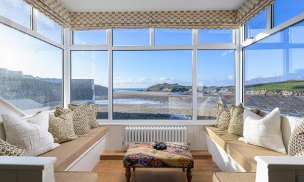 5 Bed in Porth
