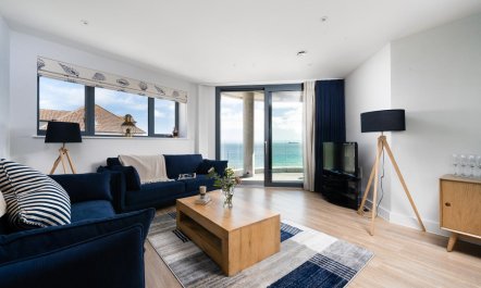 3 Bed in Falmouth 2