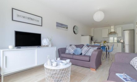 1 Bed in Watergate Bay 2