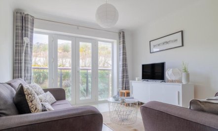 1 Bed in Watergate Bay 1