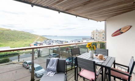 2 Bed in Watergate Bay 2