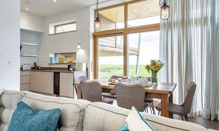 3 Bed in Widemouth Bay 8