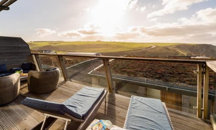 2 Bed in Watergate Bay 7