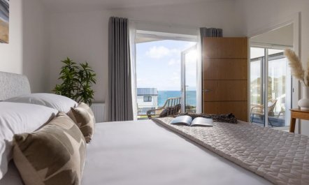 4 Bed in Falmouth 5