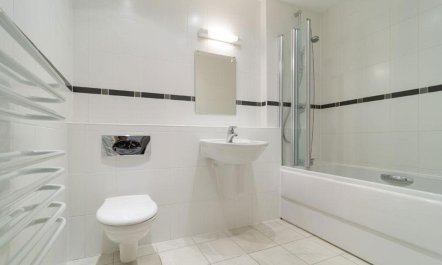 1 Bed in Watergate Bay 7