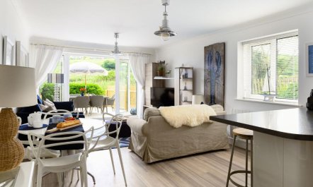2 Bed in Mawgan Porth 7