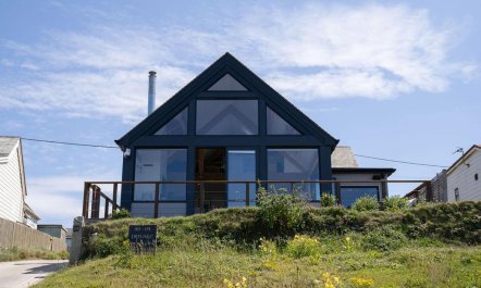 4 Bed in Hayle 5