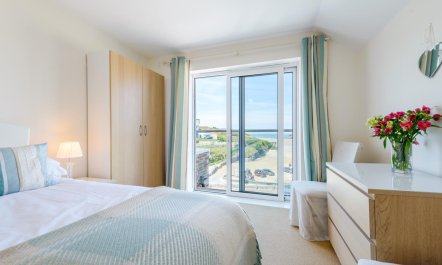 2 Bed in Porth 5
