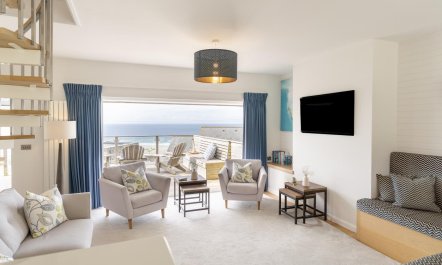 4 Bed in Mawgan Porth 5