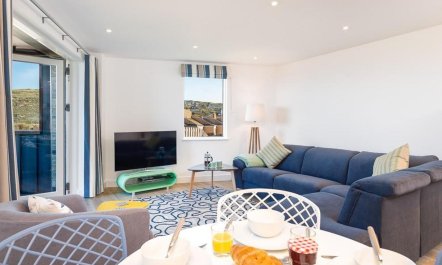 2 Bed in Perranporth 2